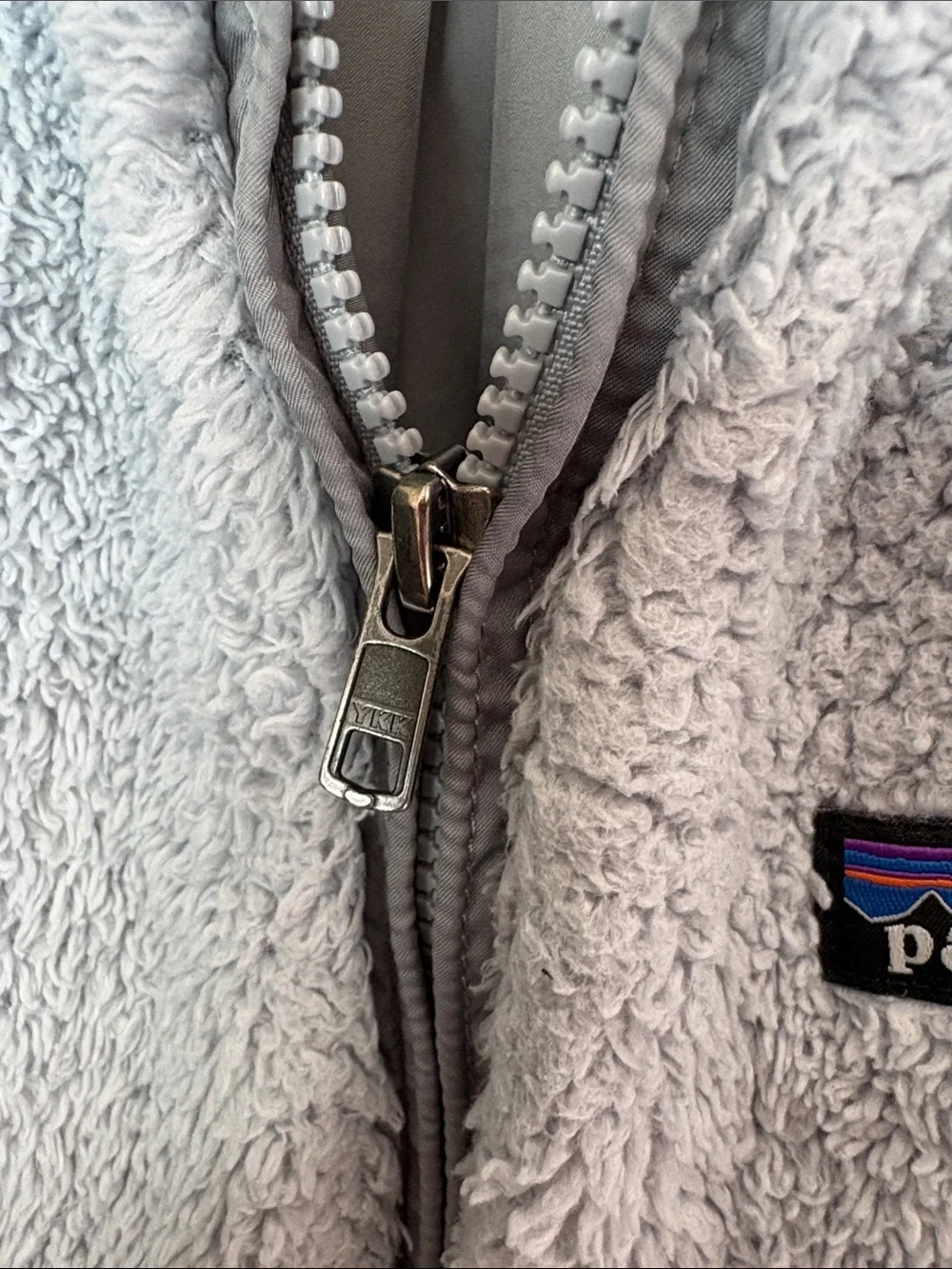 Patagonia Light Gray Fleece Vest with Logo - Picture 6 of 9